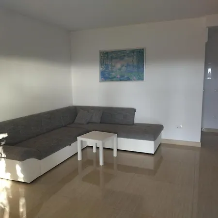 Apartment Masline *